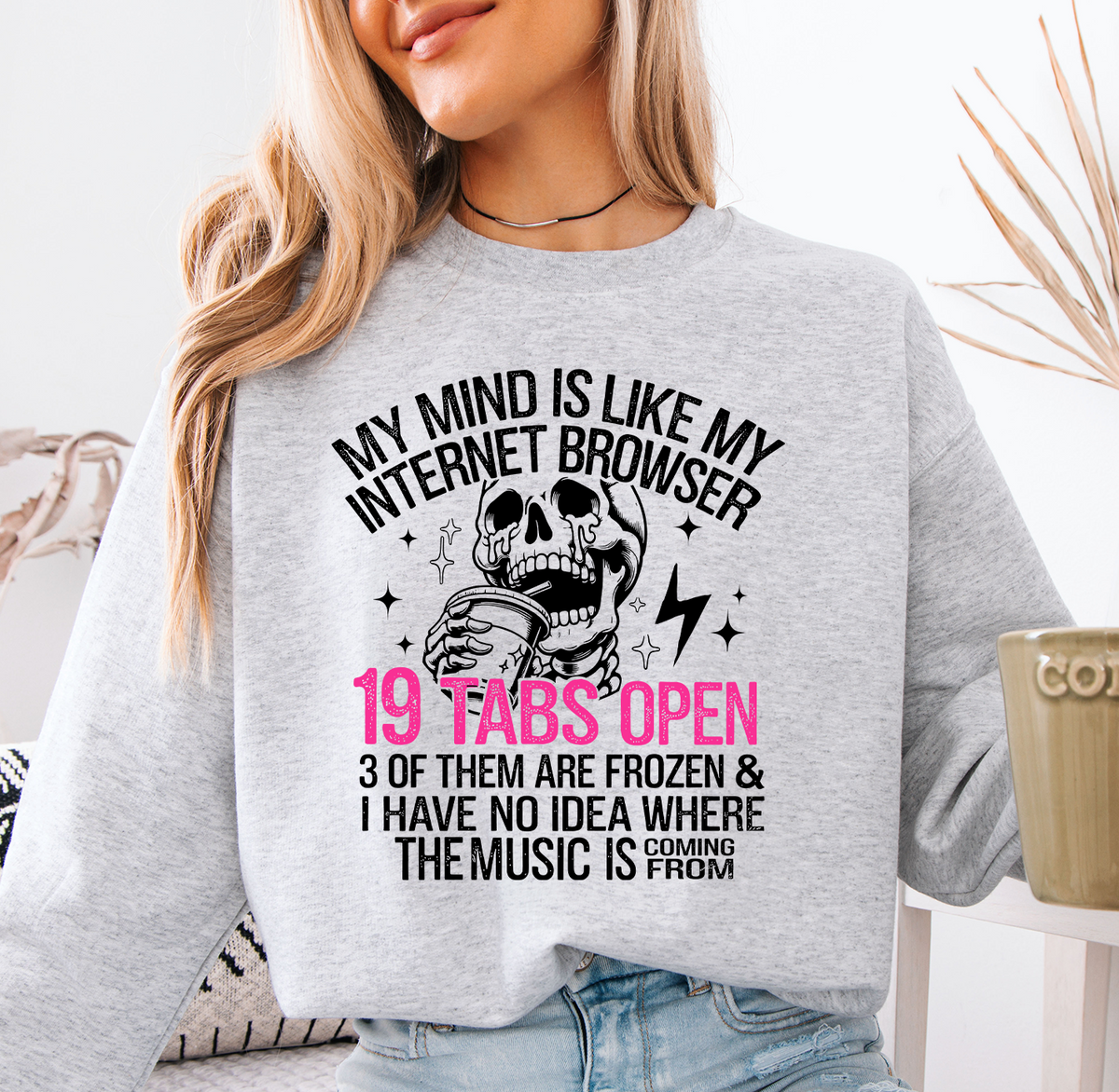 19 Tabs Open Sweatshirt