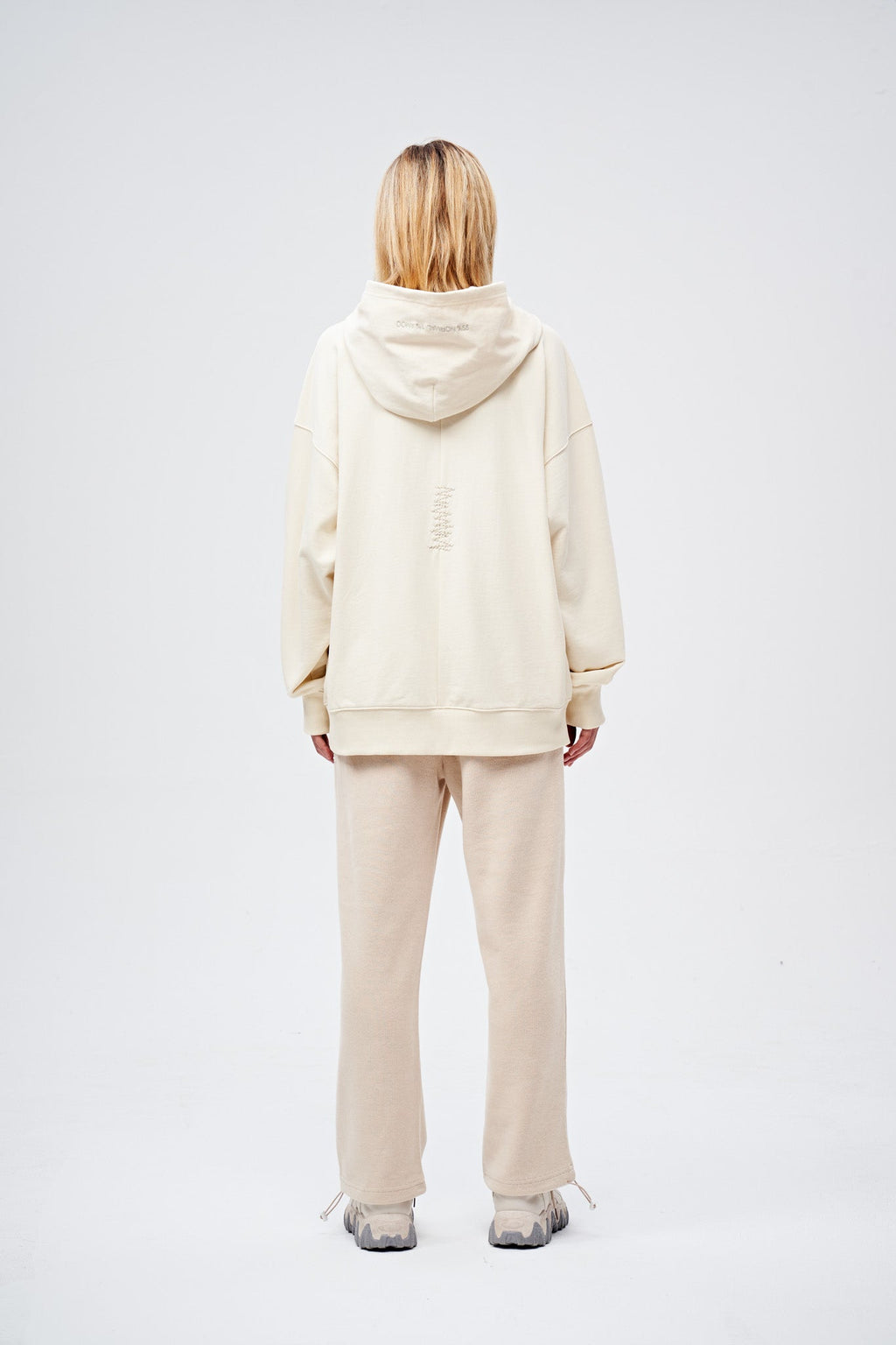 90s Vintage Two Seasons Hoodie Cream