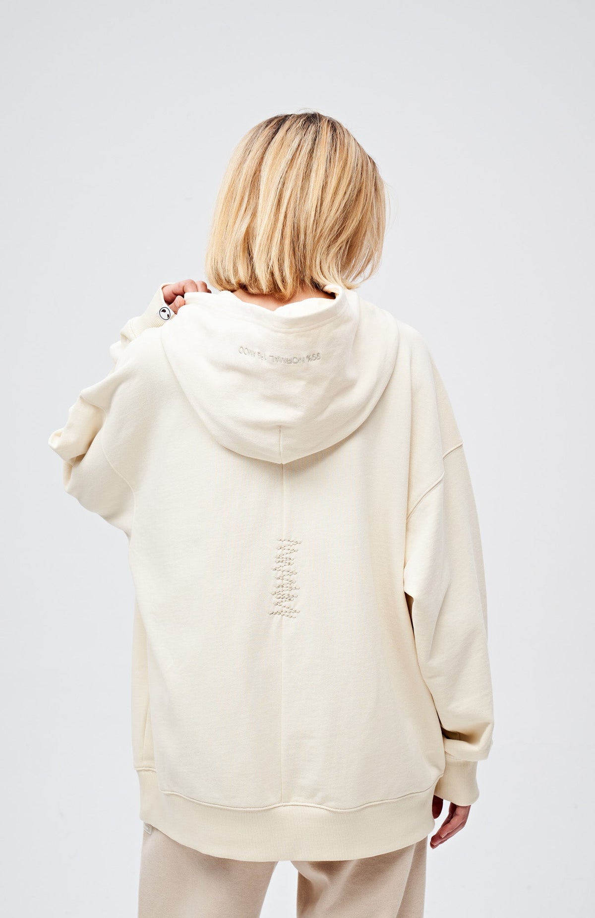90s Vintage Two Seasons Hoodie Cream