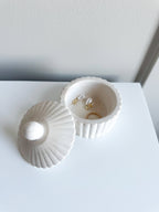 Fluted Pinch Bowl with Lid