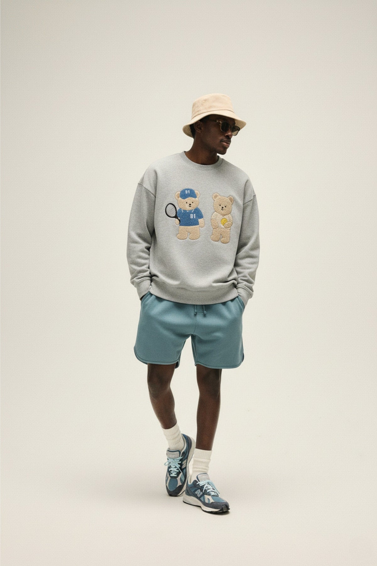 Amoo Tennis Bear Sweatshirt
