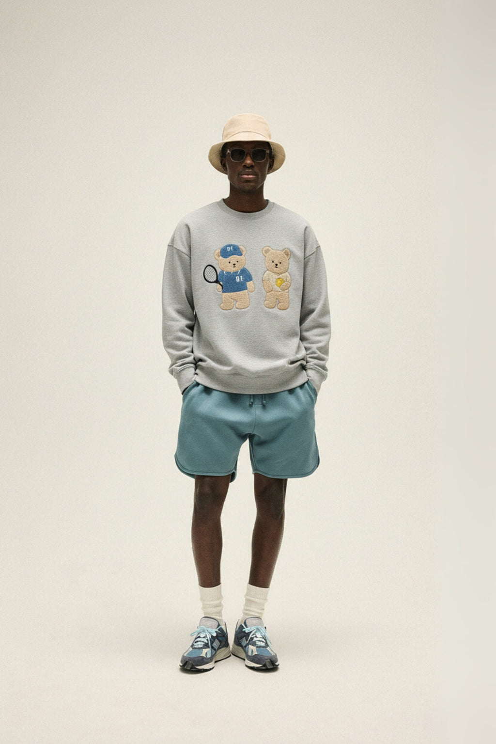 Amoo Tennis Bear Men’s Sweatshirt