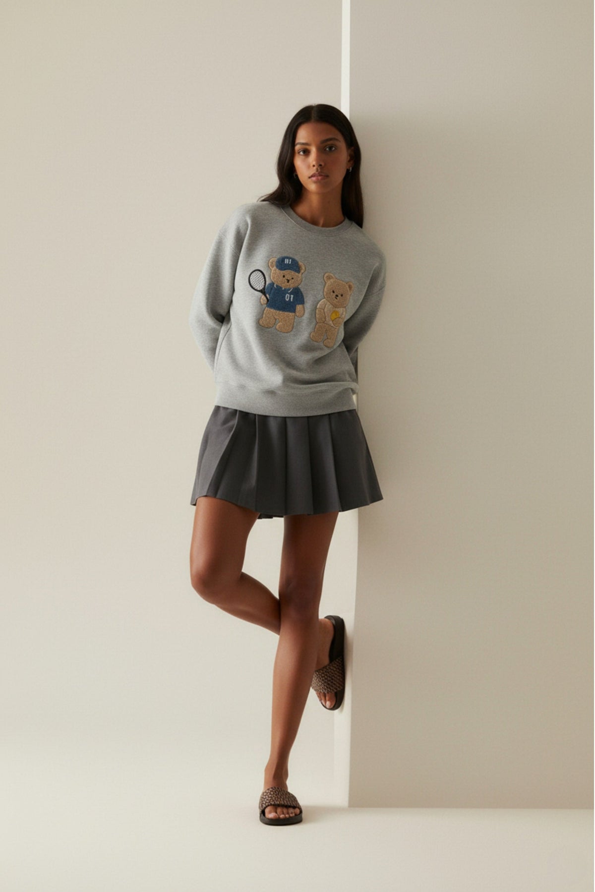 Amoo Tennis Bear Sweatshirt