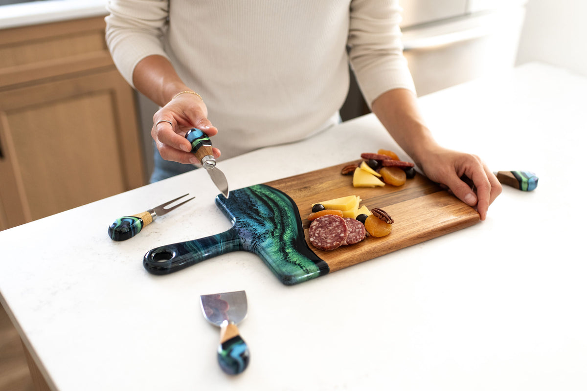 Medium Acacia Charcuterie Board