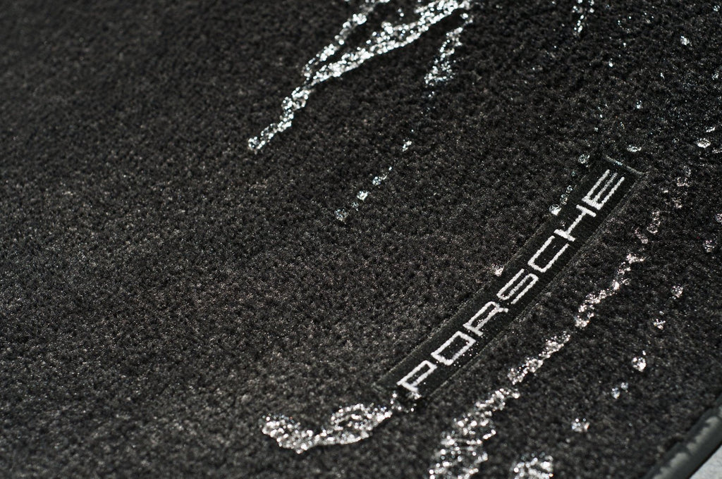 GYEON Q² Fabric Alcantara Coat