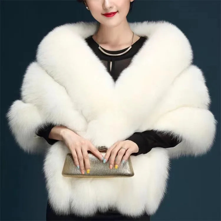 Elegant Faux Fox Fur Cape for Women – Luxury White Shawl & Fashion Poncho for Parties