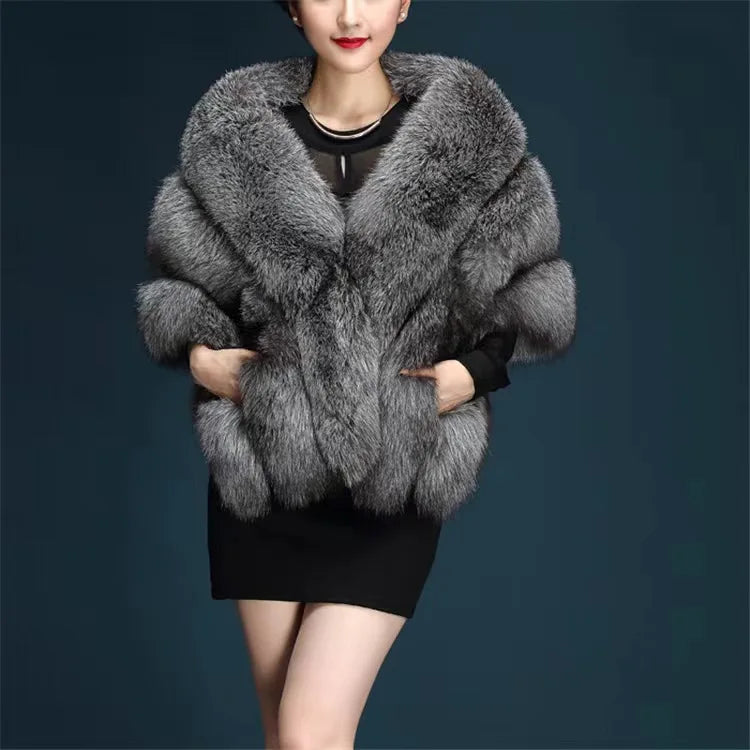 Elegant Faux Fox Fur Cape for Women – Luxury White Shawl & Fashion Poncho for Parties