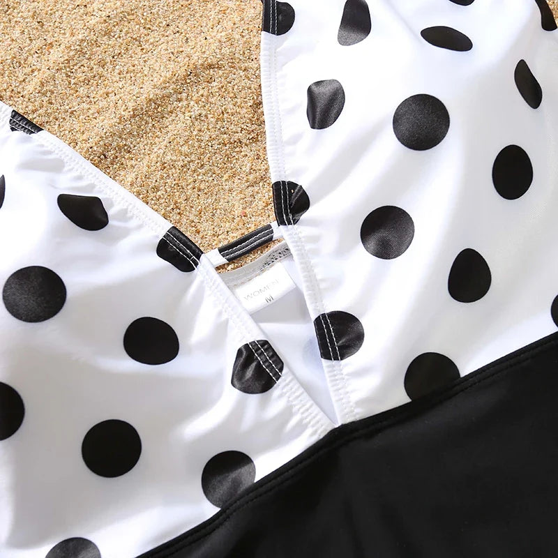 Family Matching Floral Swimwear – Mommy & Me Swimsuits and Men’s Boy Swim Trunks for Beach Holidays