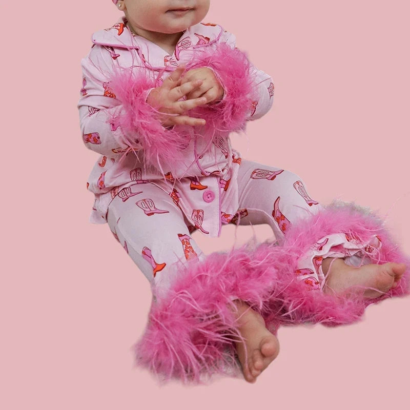 Christmas Mom and Me Matching Cowgirl Pajamas Set – Boot Print Long Sleeve Top & Pants Family Loungewear