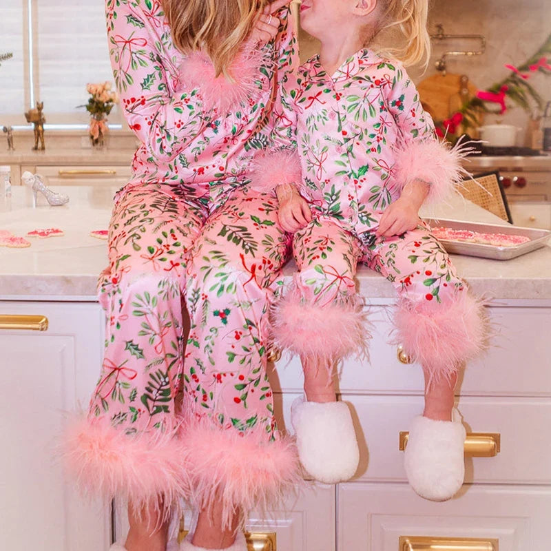 Christmas Leaves Print Mommy and Me Pajamas Set – Loose Top & Pants Family Matching Sleepwear