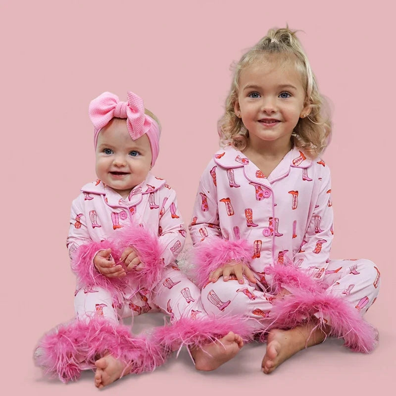 Christmas Mom and Me Matching Cowgirl Pajamas Set – Boot Print Long Sleeve Top & Pants Family Loungewear