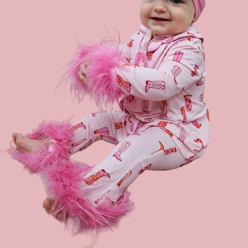 Christmas Mom and Me Matching Cowgirl Pajamas Set – Boot Print Long Sleeve Top & Pants Family Loungewear