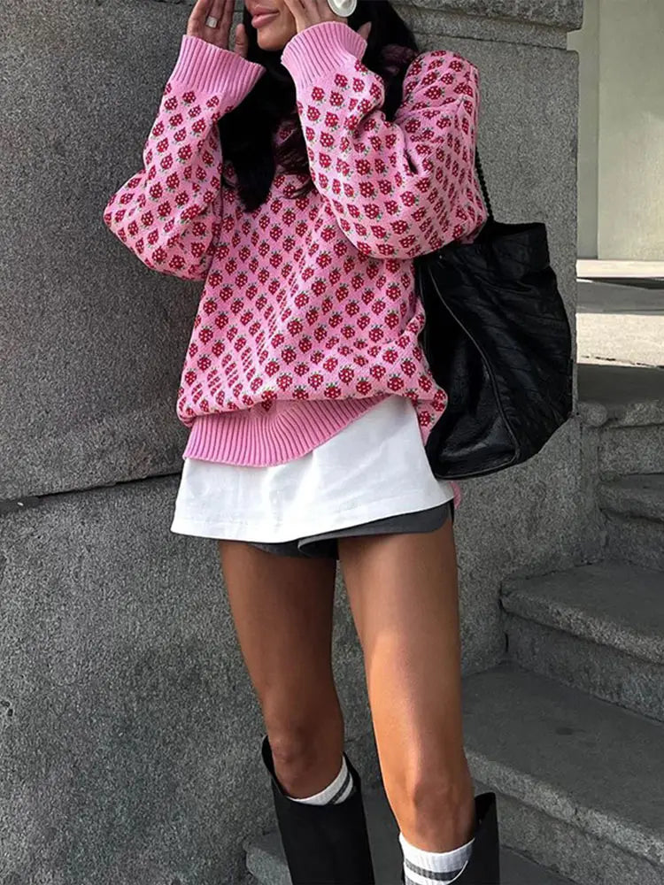 Fashion Strawberry Embroidery Contrasting Color Cute Long Sleeved Women Knitted Sweater Winter Women's Casual Pullover Sweater