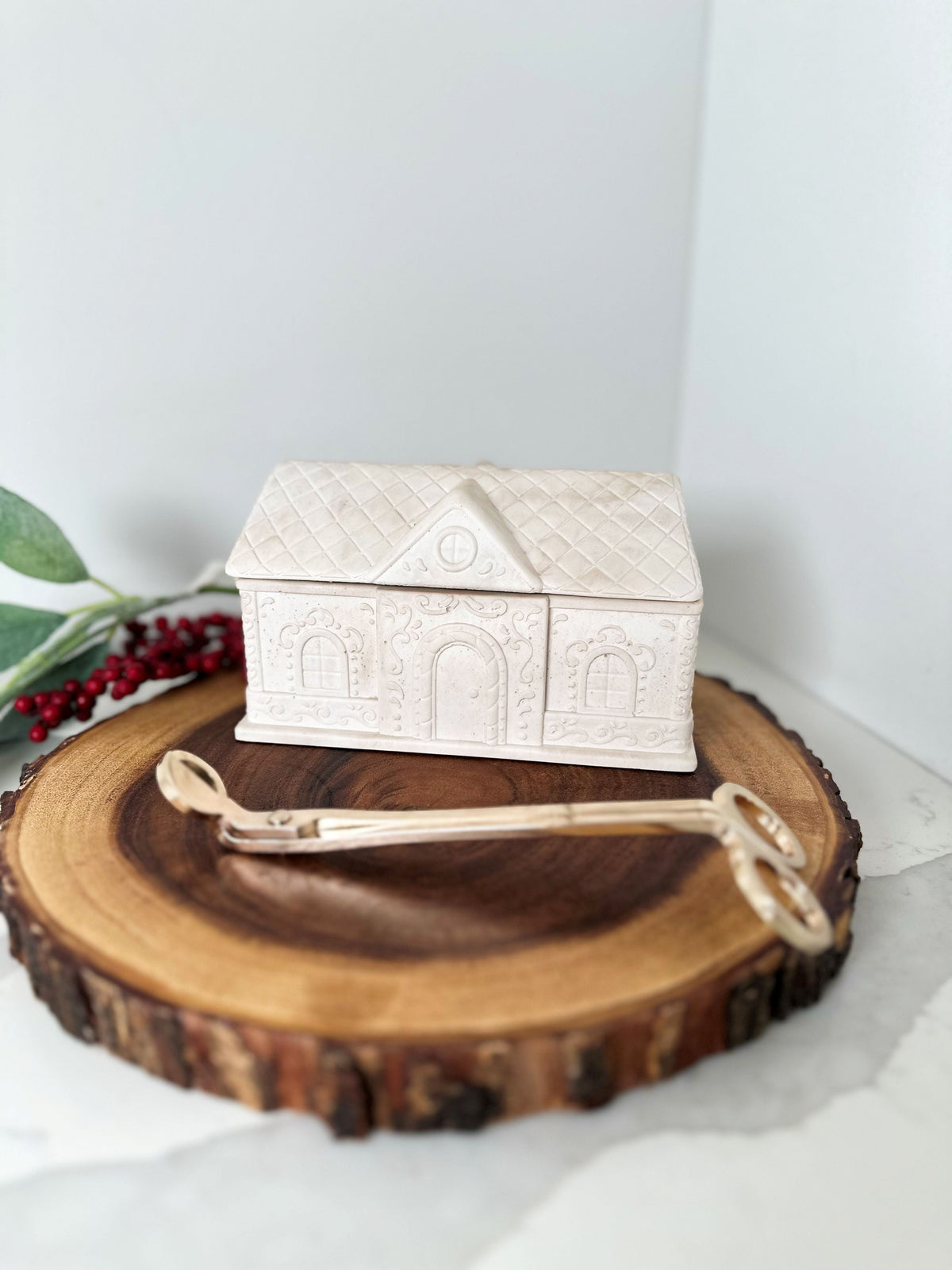Gingerbread House Candle