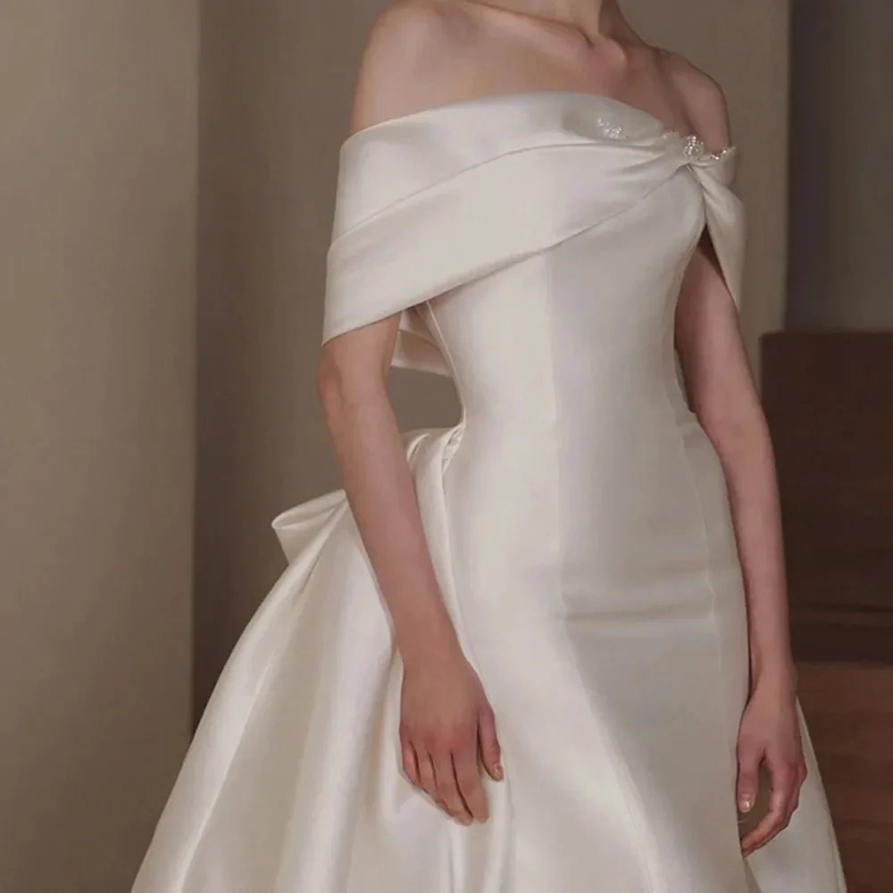 Off-the-Shoulder Satin Mermaid Wedding Dress – Sweetheart Neckline, Beaded Bow & Detachable Train, Custom Made