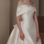 Off-the-Shoulder Satin Mermaid Wedding Dress – Sweetheart Neckline, Beaded Bow & Detachable Train, Custom Made