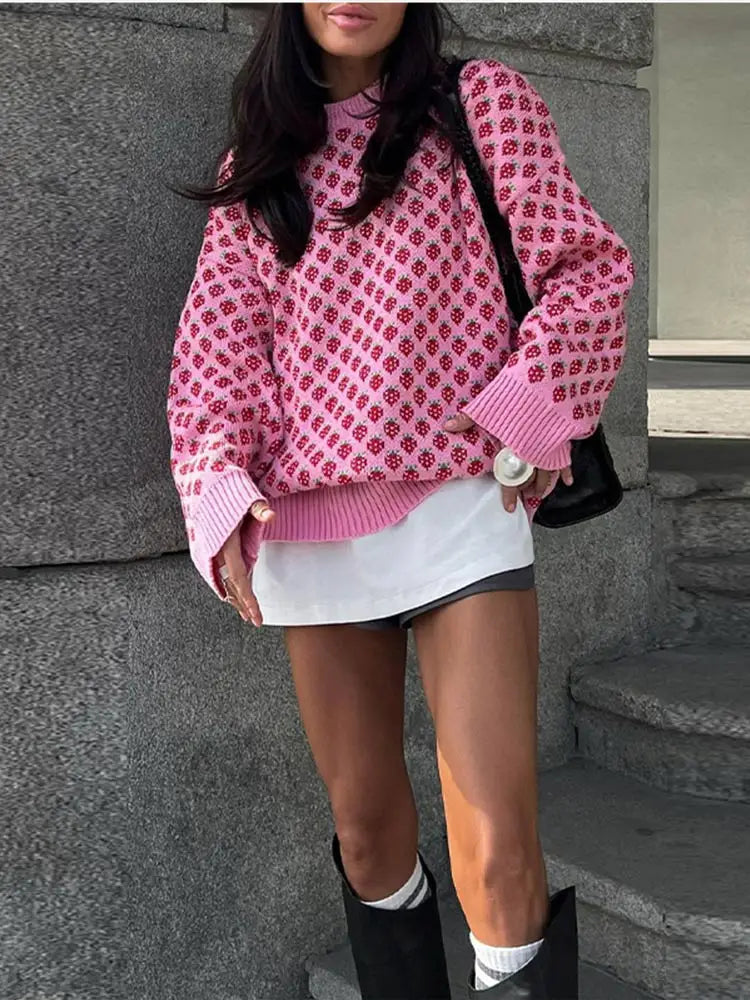 Fashion Strawberry Embroidery Contrasting Color Cute Long Sleeved Women Knitted Sweater Winter Women's Casual Pullover Sweater