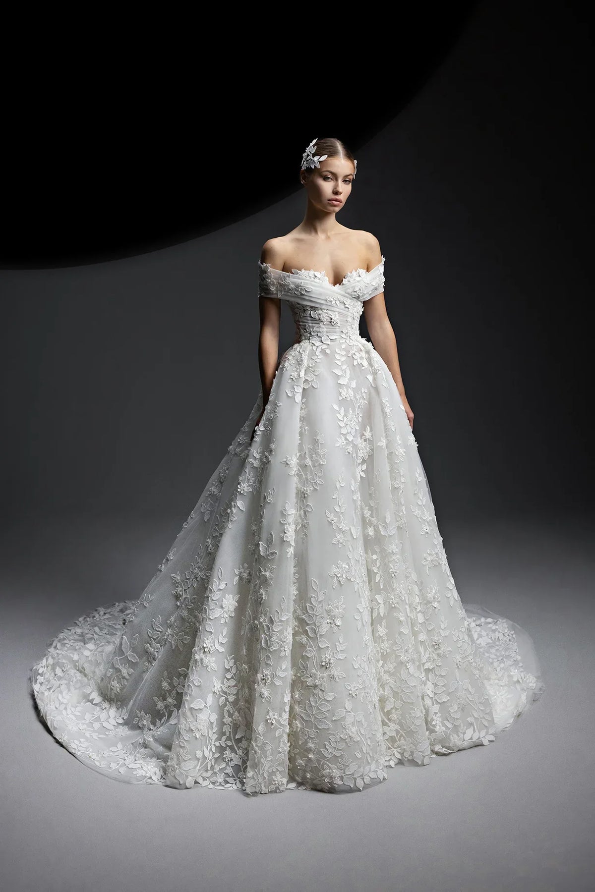 Vintage Lace Ball Gown Wedding Dress – Elegant Corset Design, Custom Made