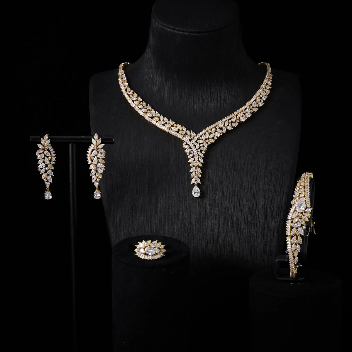Bridal Luxury Elegant Necklace Set for Women  Cubic Zirconia Wedding Jewelry Set for Brides & Accessories