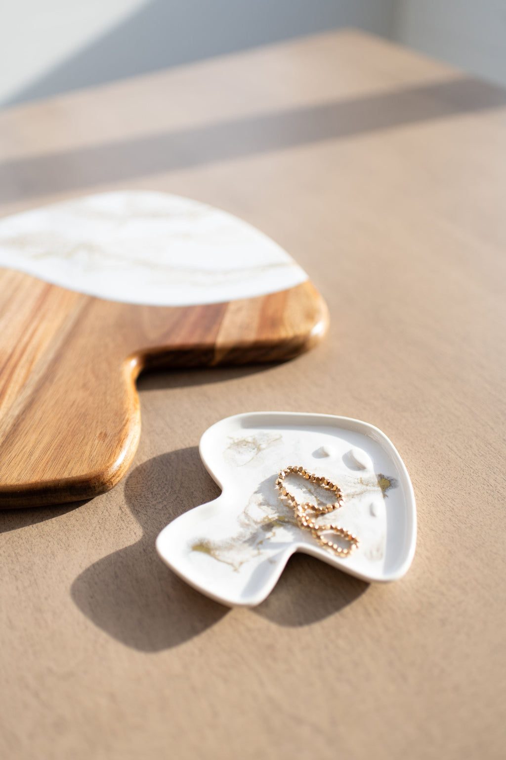 Mushroom Shaped Acacia Cheese Board and Ceramic Tray