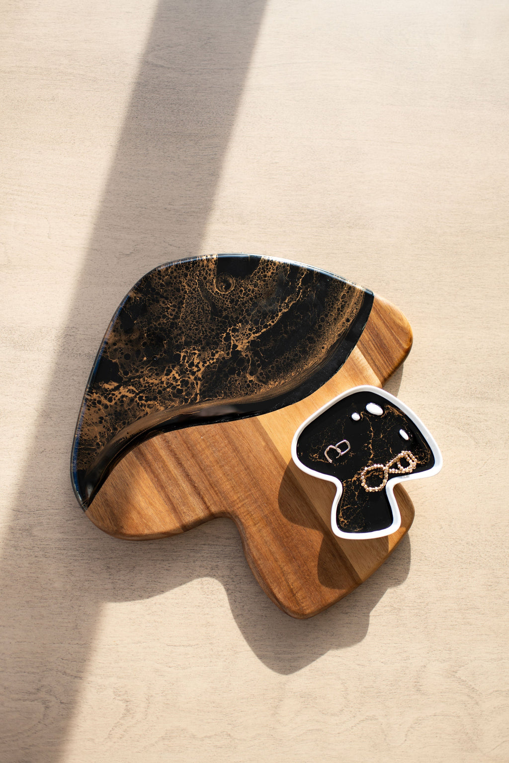 Mushroom Shaped Acacia Cheese Board and Ceramic Tray