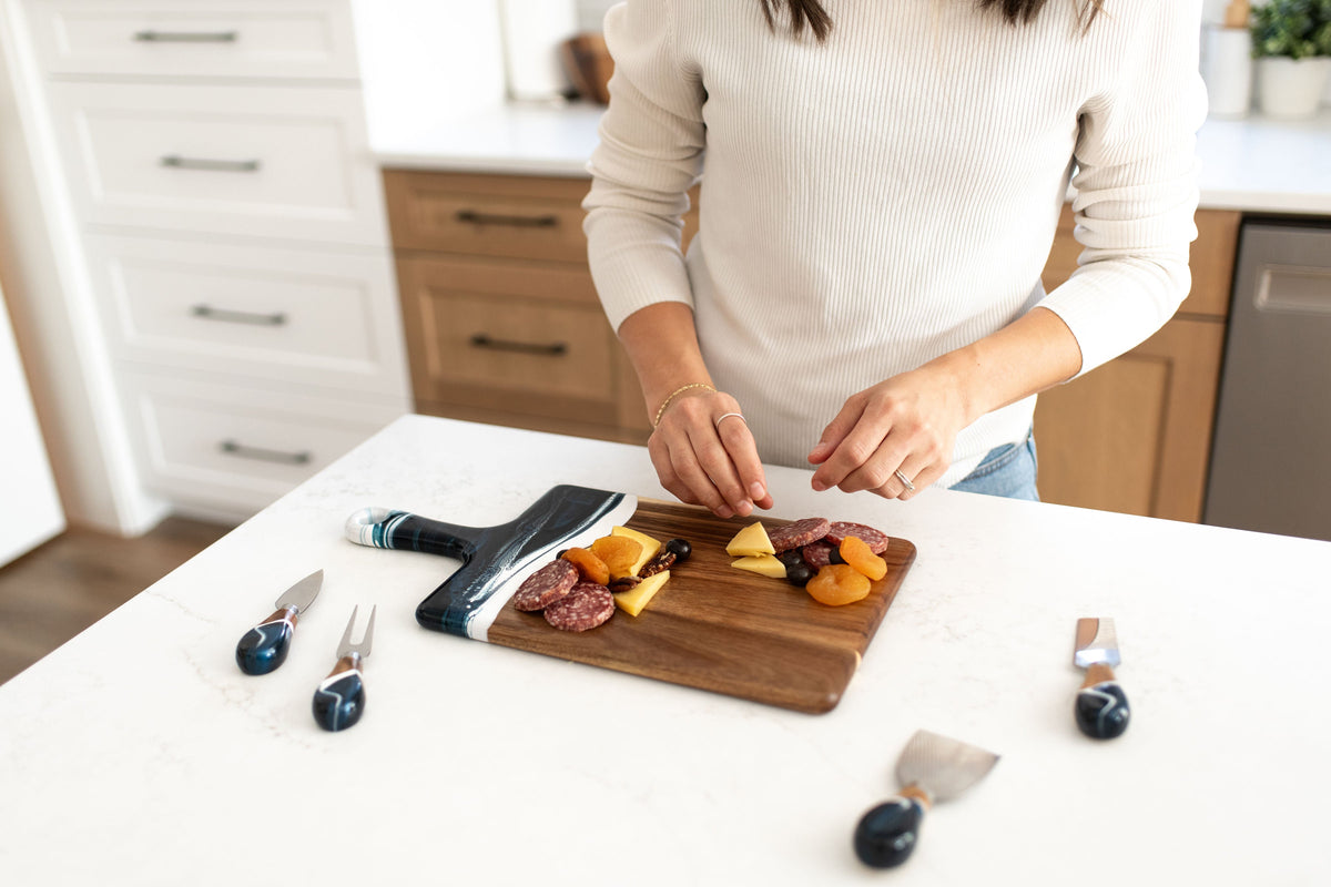 Medium Acacia Charcuterie Board