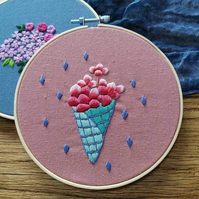 Easy Flower Embroidery DIY Kit