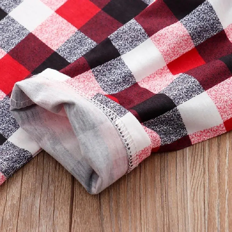 Family Matching Christmas Pajamas – Cotton Print Sets for Mom, Dad & Kids